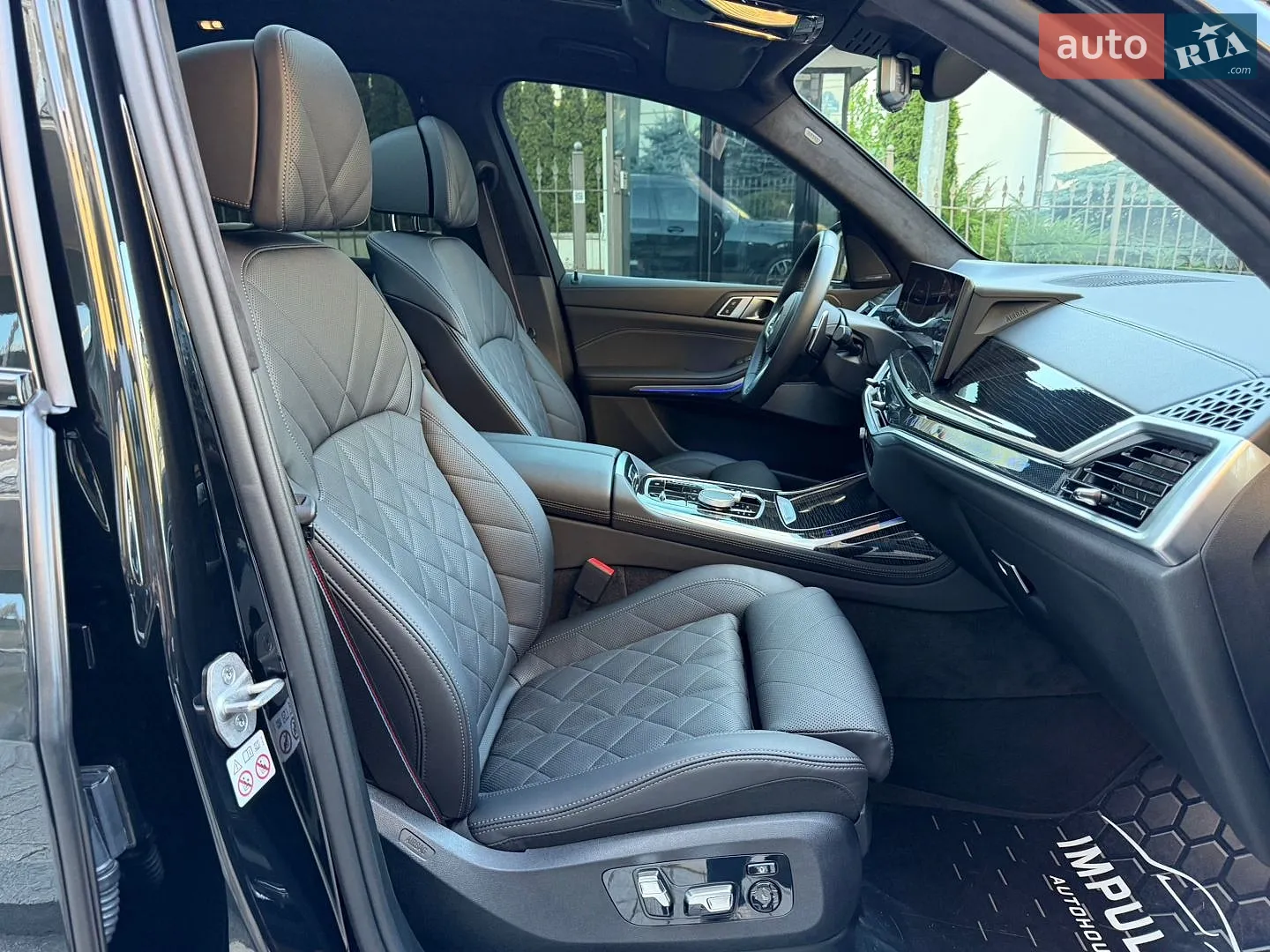 2023 BMW X7 - мініатюра 35