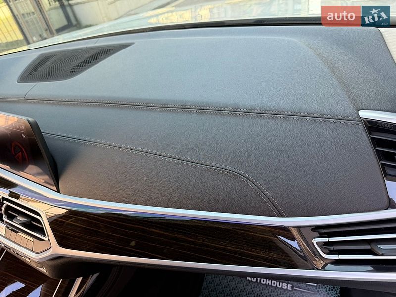 Внедорожник / Кроссовер BMW X7 2020 в Киеве