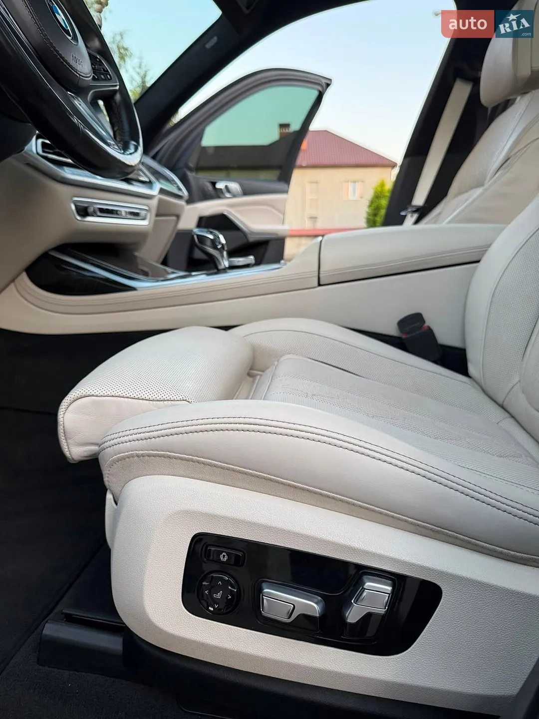 2020 BMW X7 - мініатюра 23