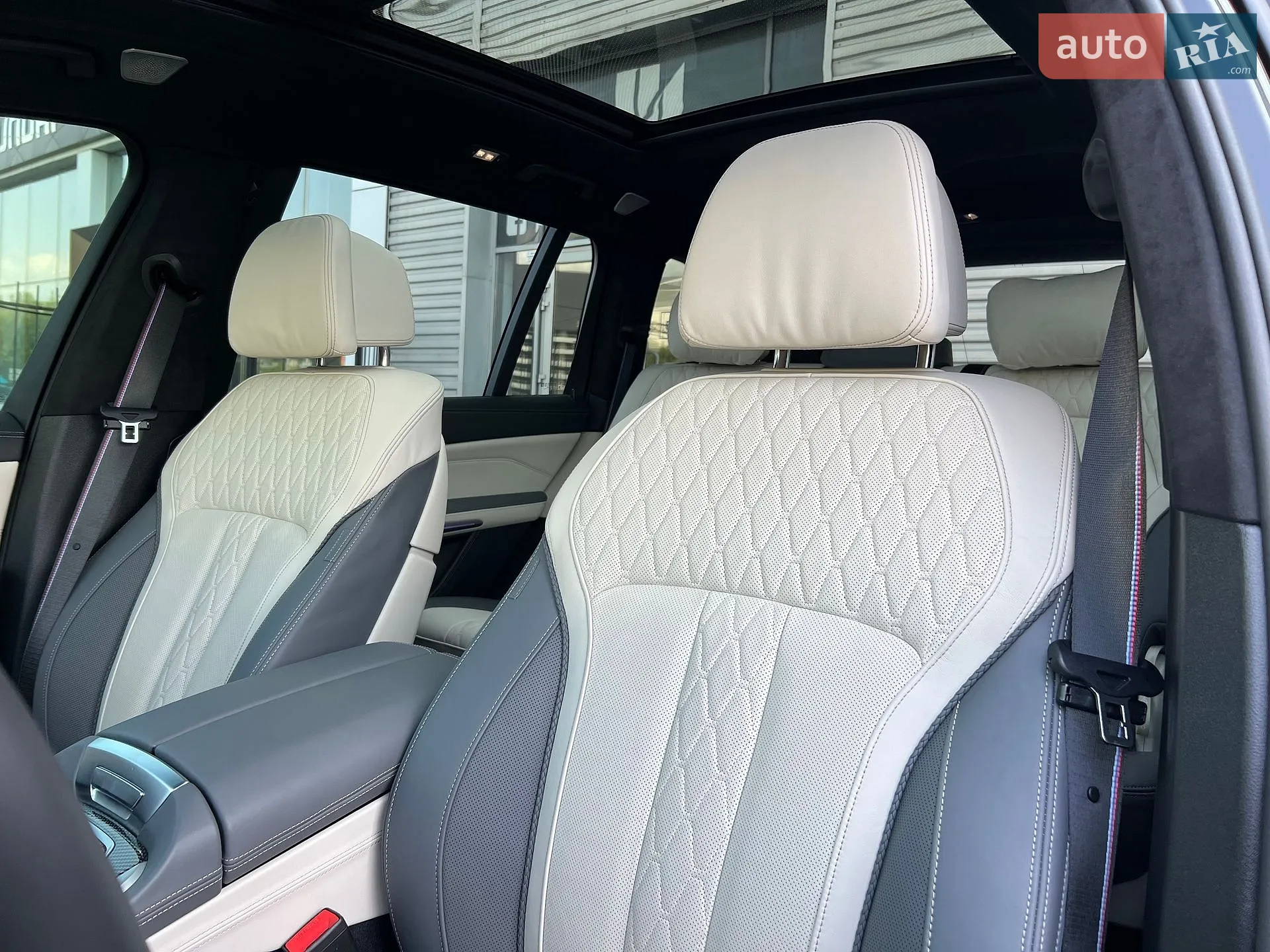 2025 BMW X7 - мініатюра 25