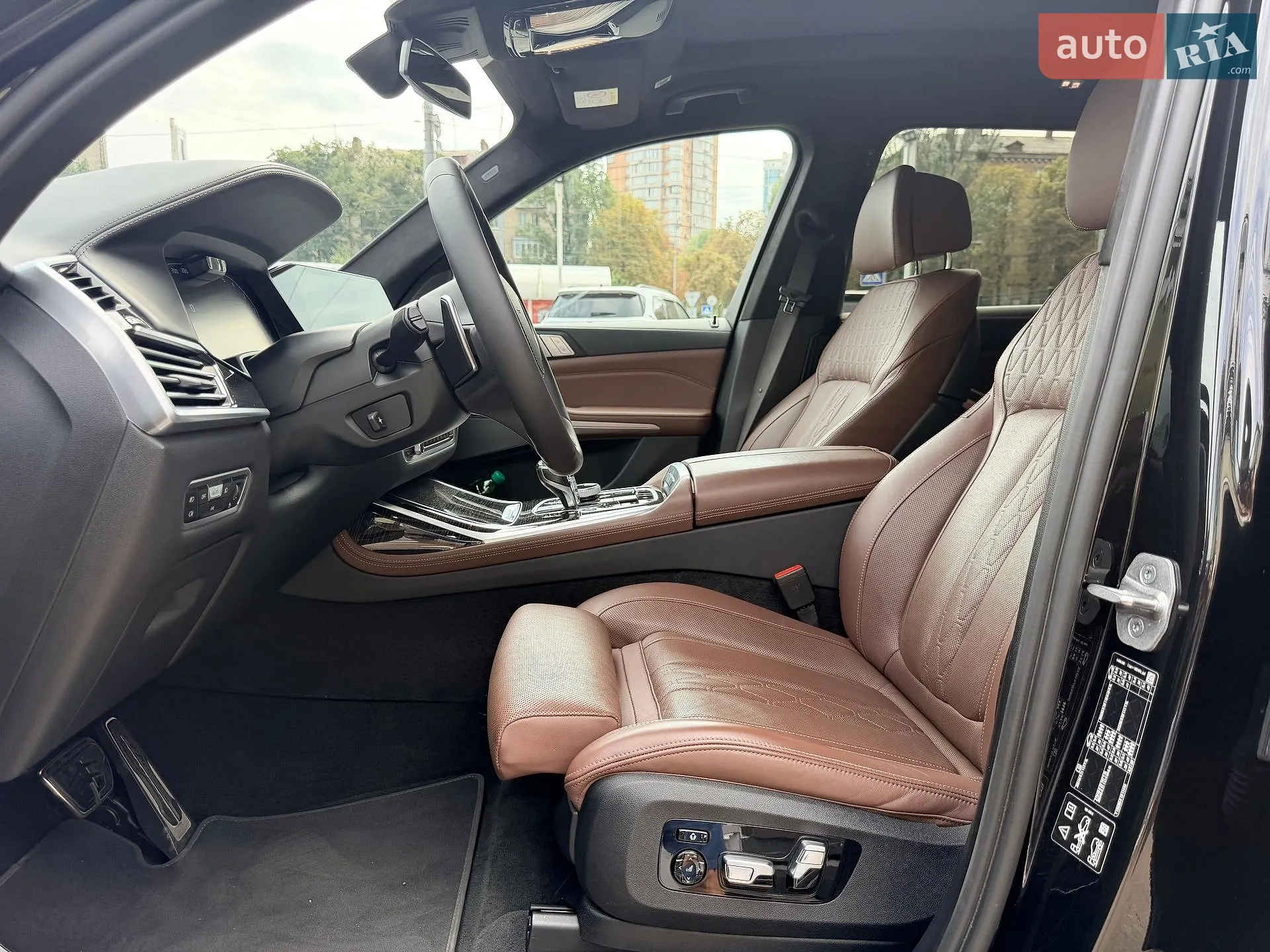 2021 BMW X7 - мініатюра 26
