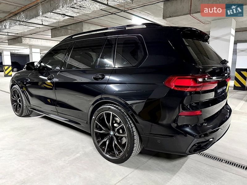 Внедорожник / Кроссовер BMW X7 2022 в Днепре
