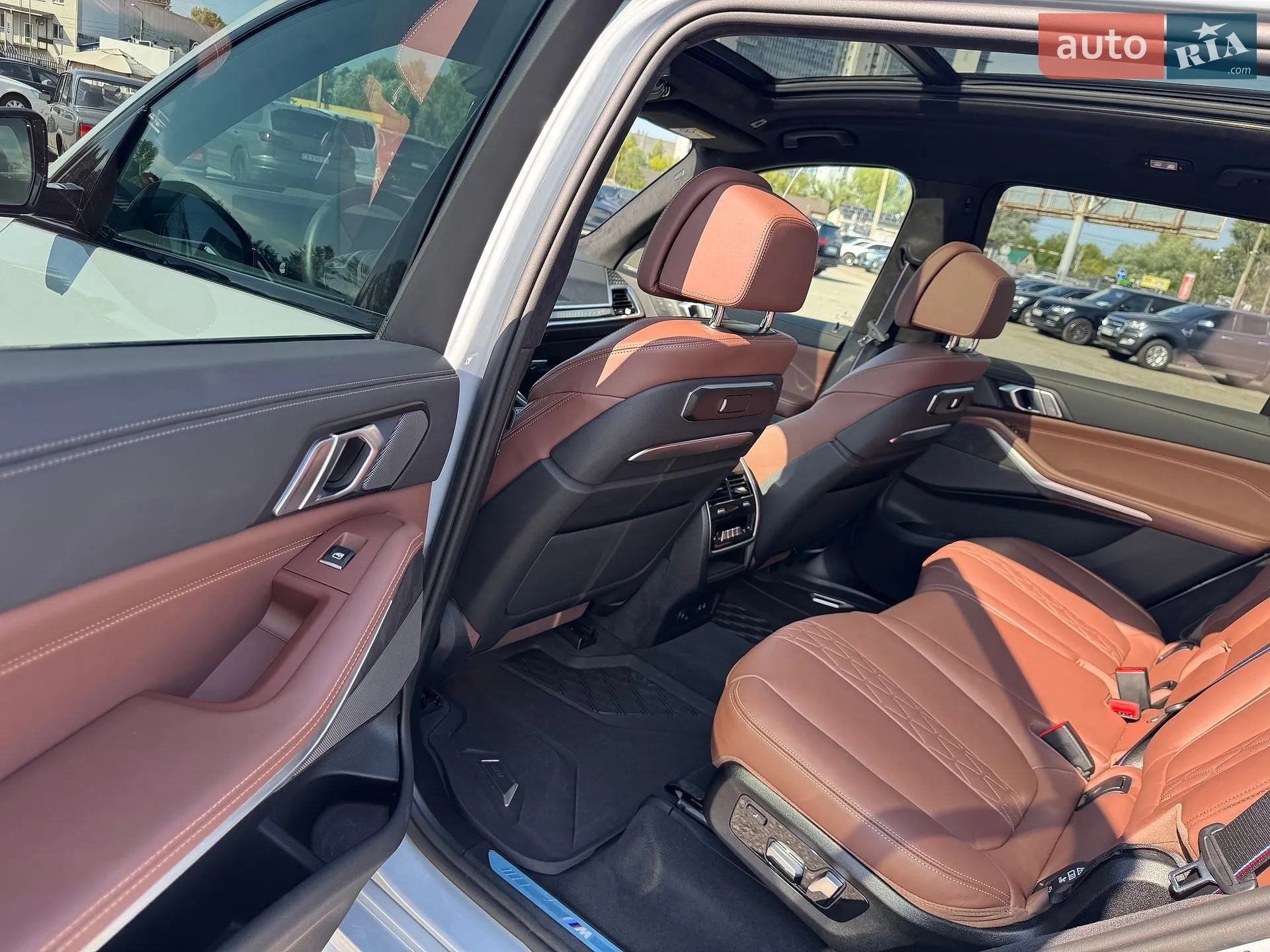 2025 BMW X7 - мініатюра 54