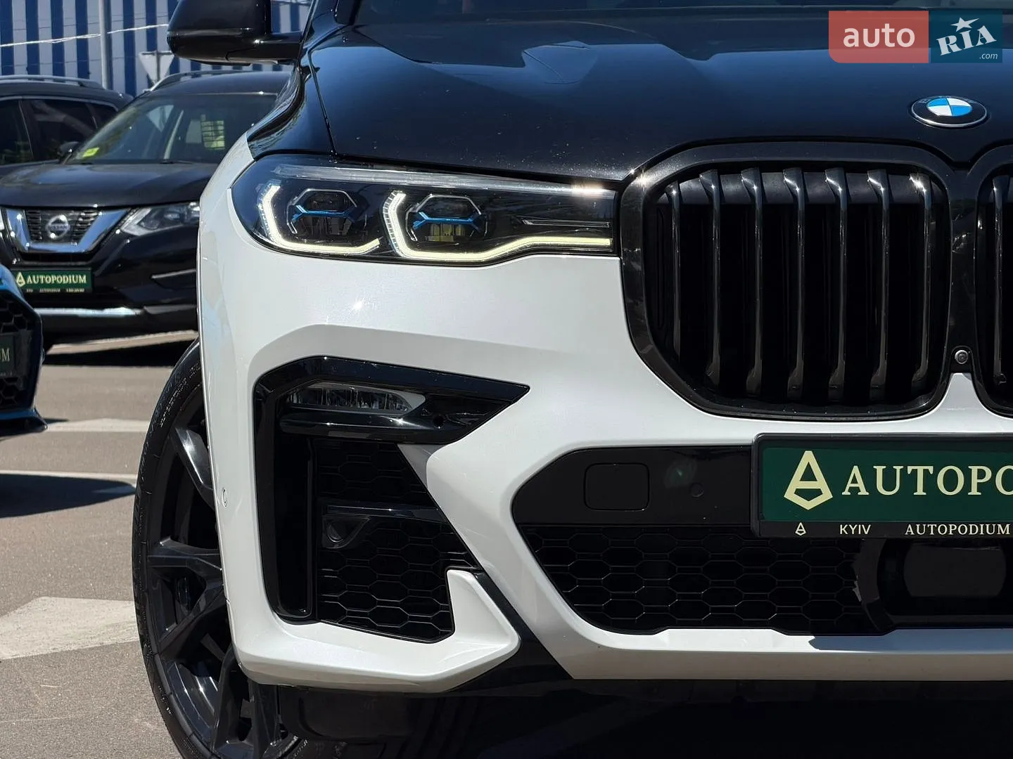 2022 BMW X7 - мініатюра 3