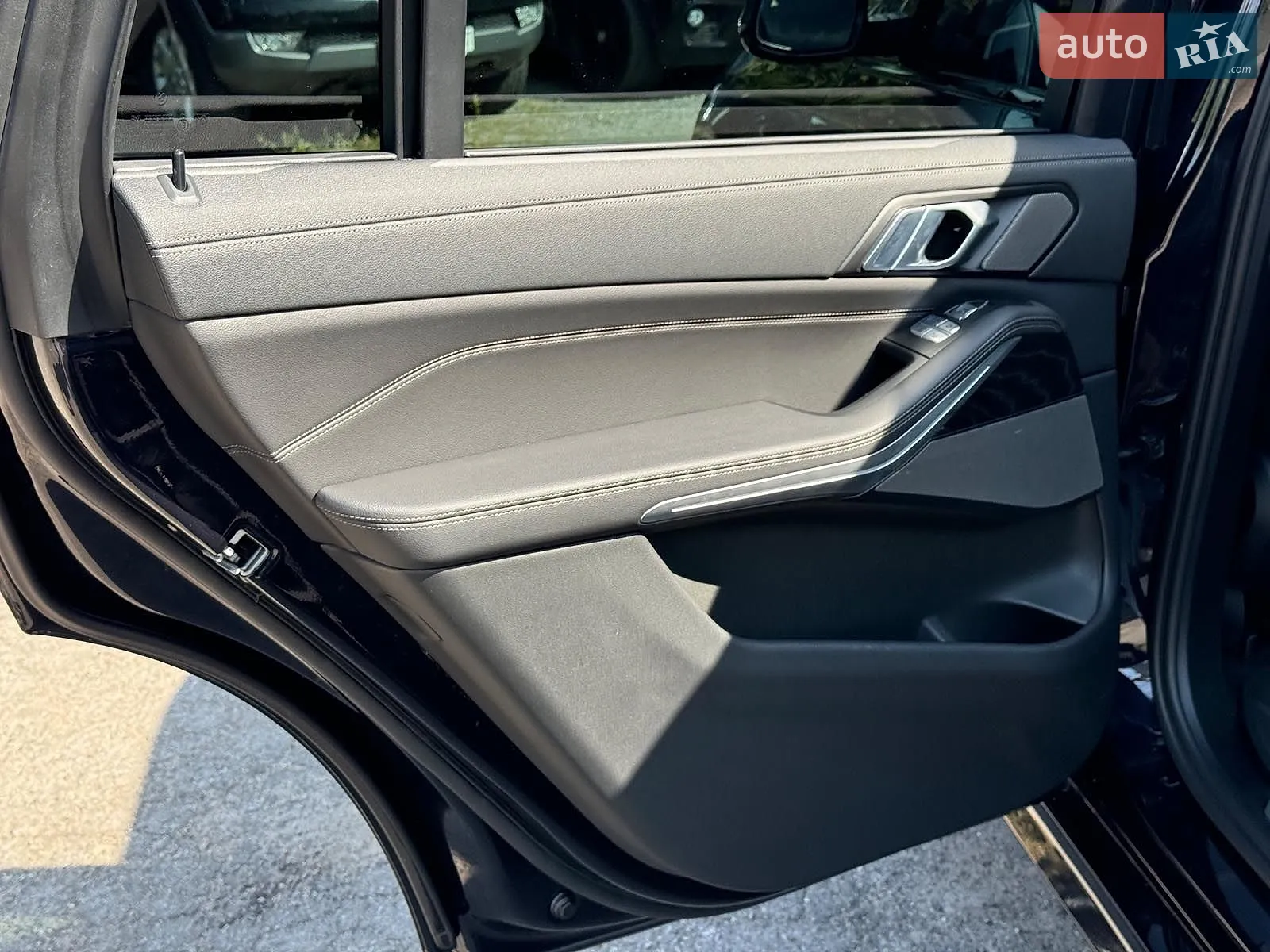 2022 BMW X7 - мініатюра 22