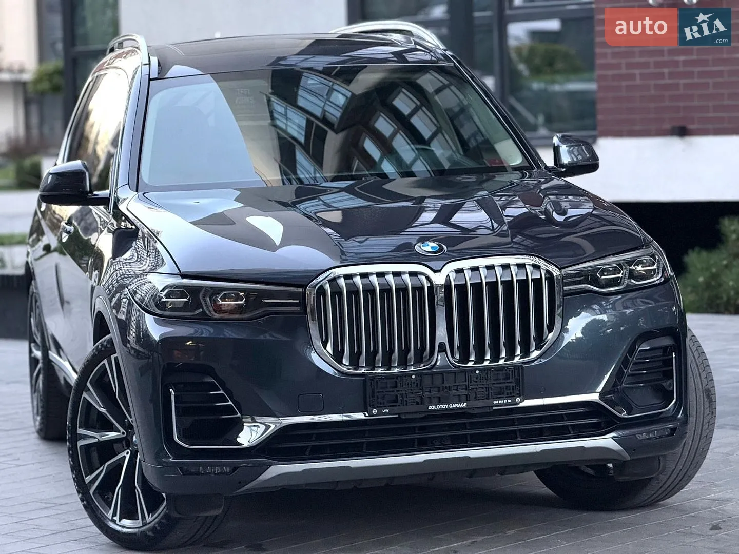 2020 BMW X7 - мініатюра 11