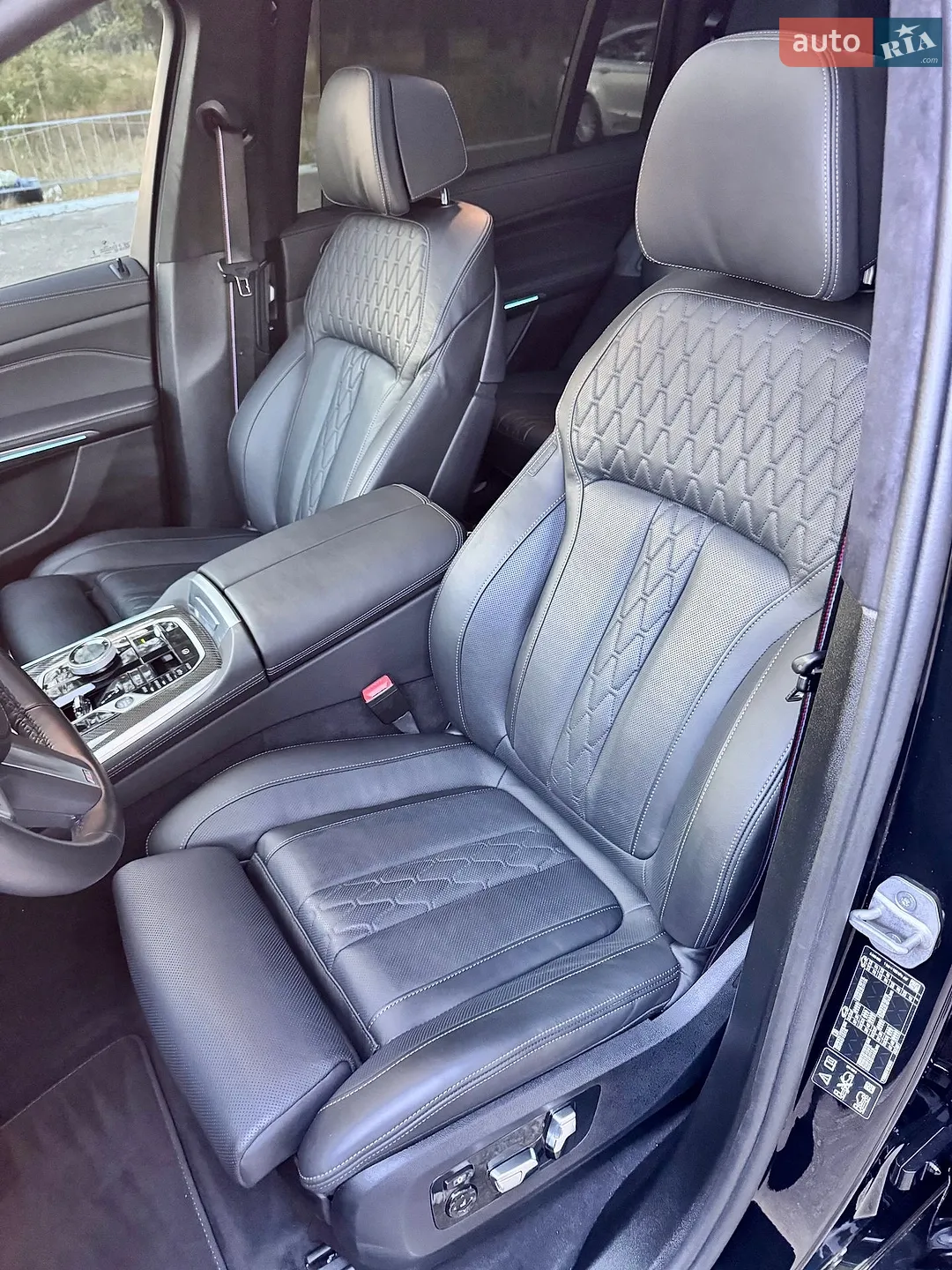 2024 BMW X7 - мініатюра 42