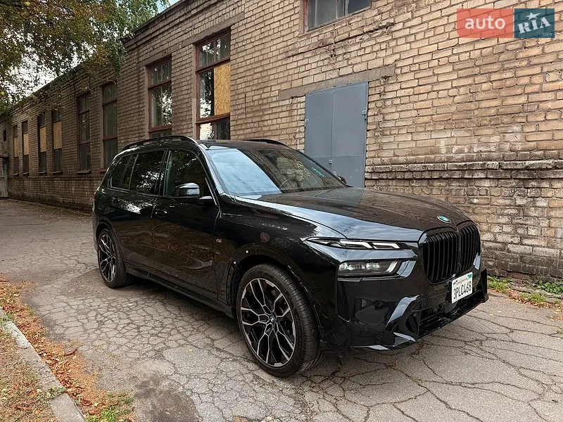 BMW X7 2023
