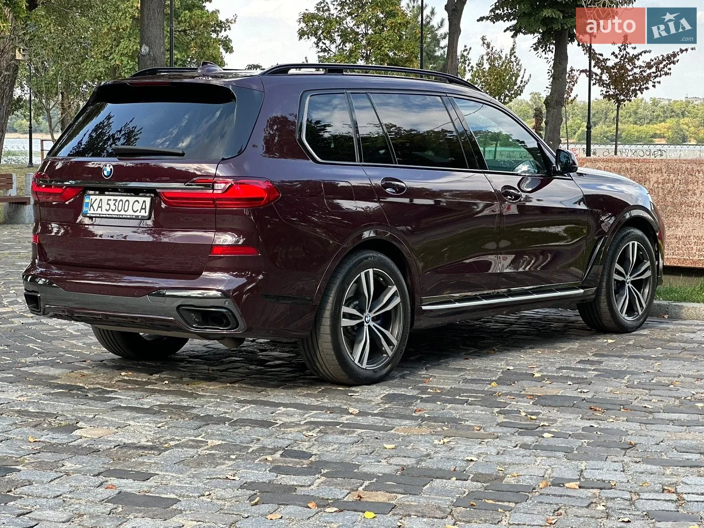 2020 BMW X7 - мініатюра 18