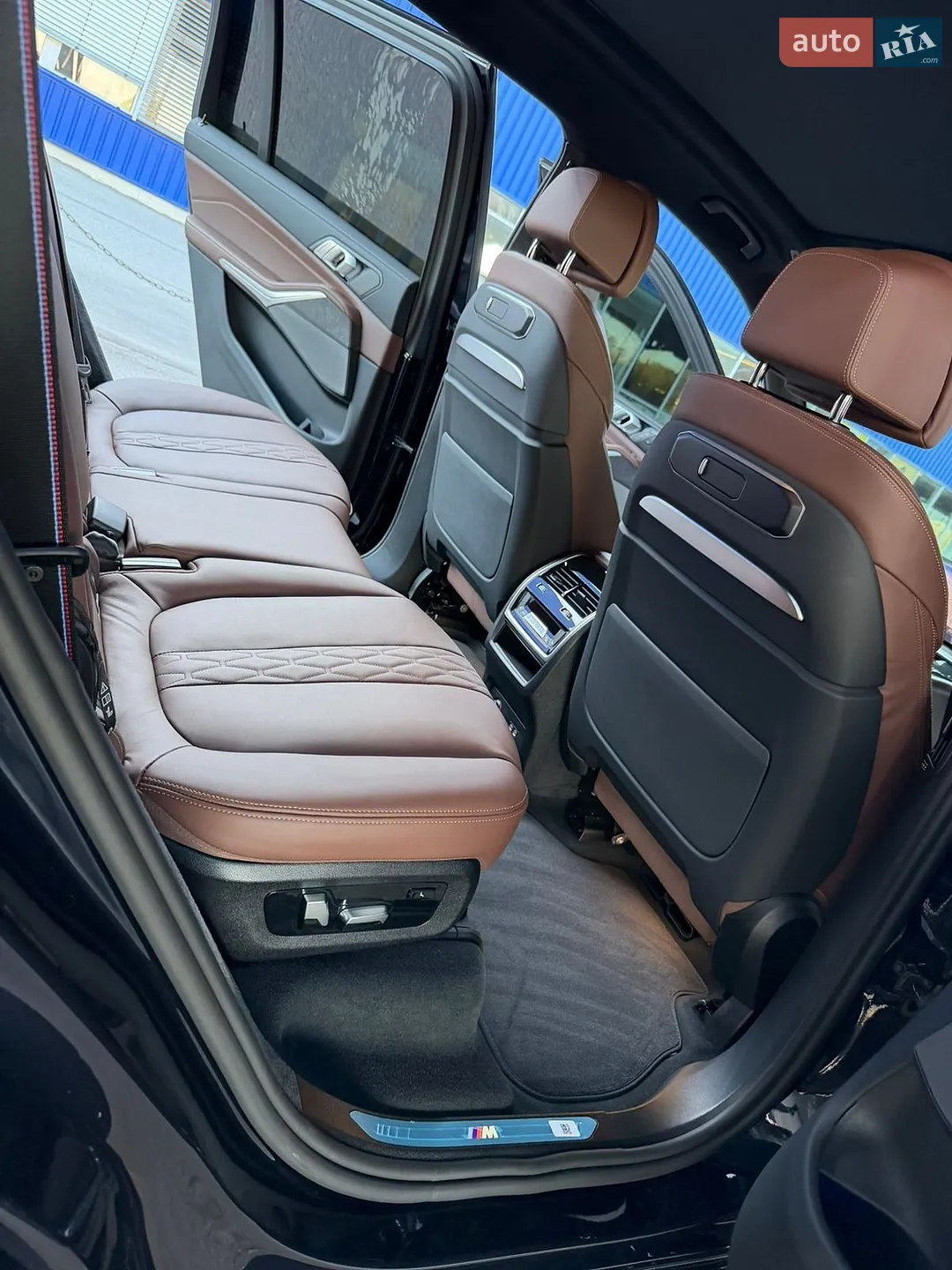 2025 BMW X7 - мініатюра 5