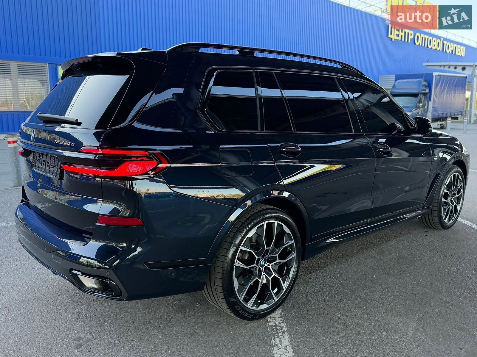 2025 BMW X7 - мініатюра 3