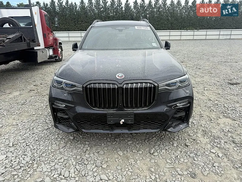 BMW X7