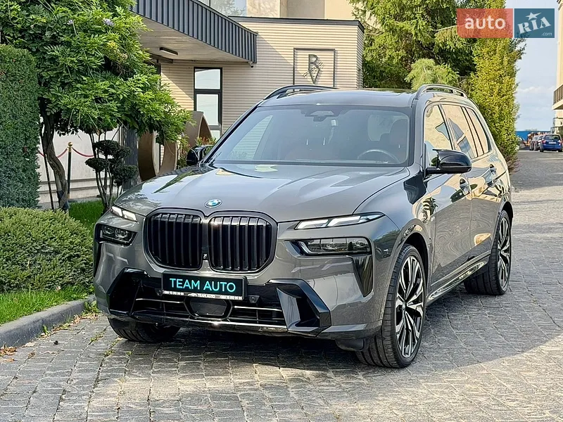 BMW X7