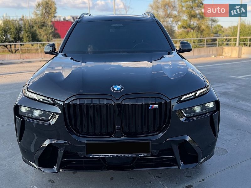 Внедорожник / Кроссовер BMW X7 2023 в Киеве