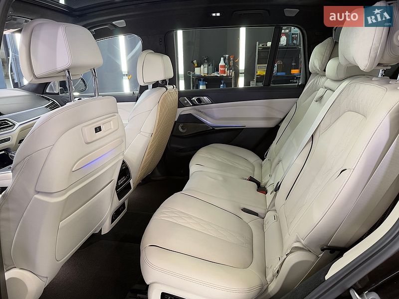Внедорожник / Кроссовер BMW X7 2022 в Киеве фото 24 Внедорожник / Кроссовер BMW X7 2022 в Киеве