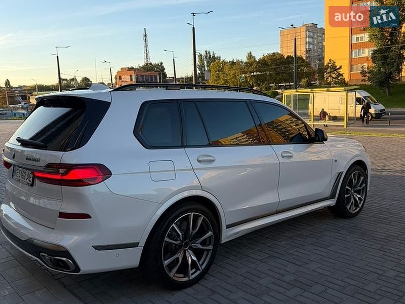 Внедорожник / Кроссовер BMW X7 2022 в Днепре