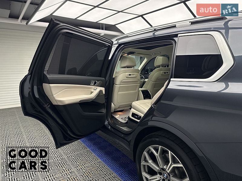 Внедорожник / Кроссовер BMW X7 2019 в Одессе