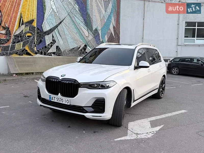 BMW X7