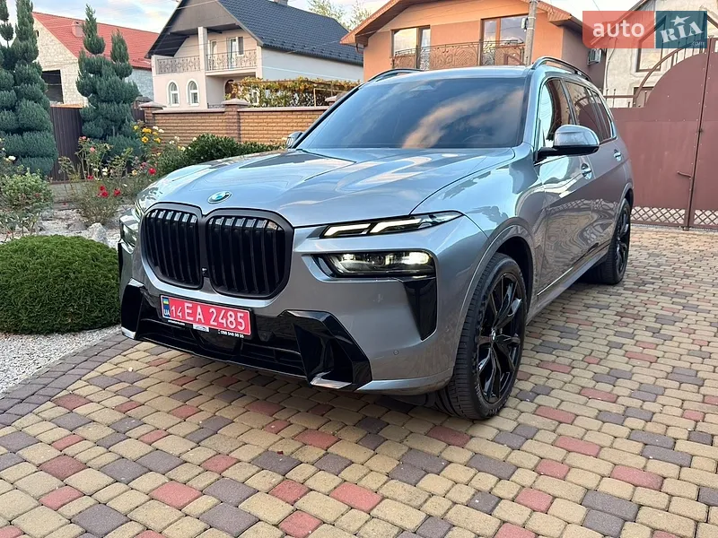 BMW X7