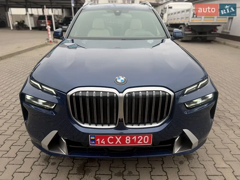 BMW X7 2021