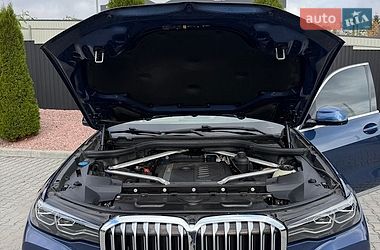 Внедорожник / Кроссовер BMW X7 2019 в Тернополе