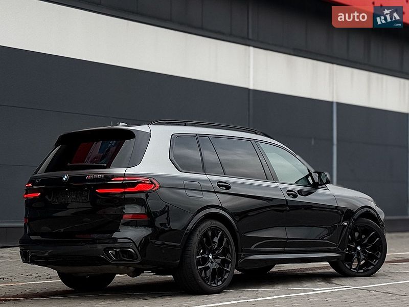 Внедорожник / Кроссовер BMW X7 2025 в Киеве