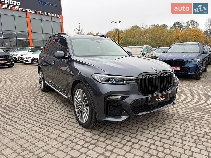 BMW X7