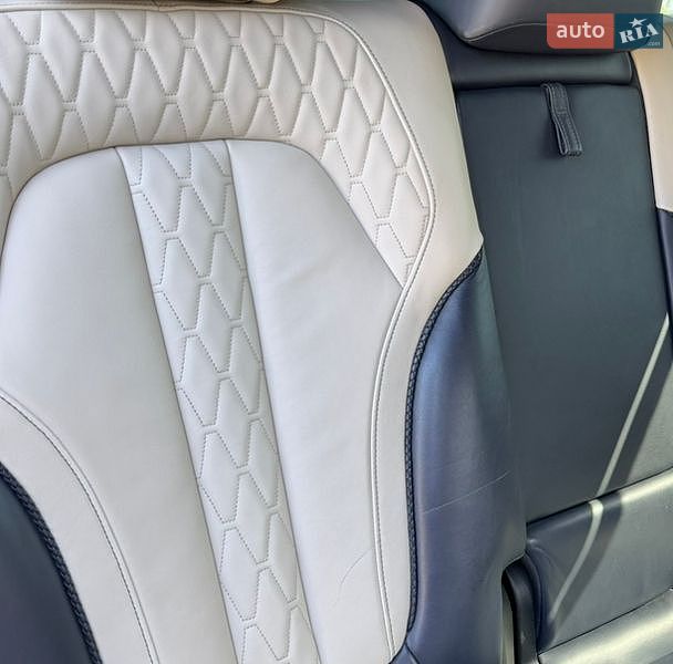 Внедорожник / Кроссовер BMW X7 2019 в Ровно