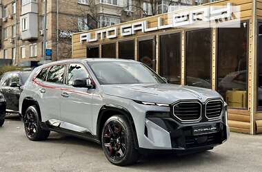 Позашляховик / Кросовер BMW XM 2023 в 