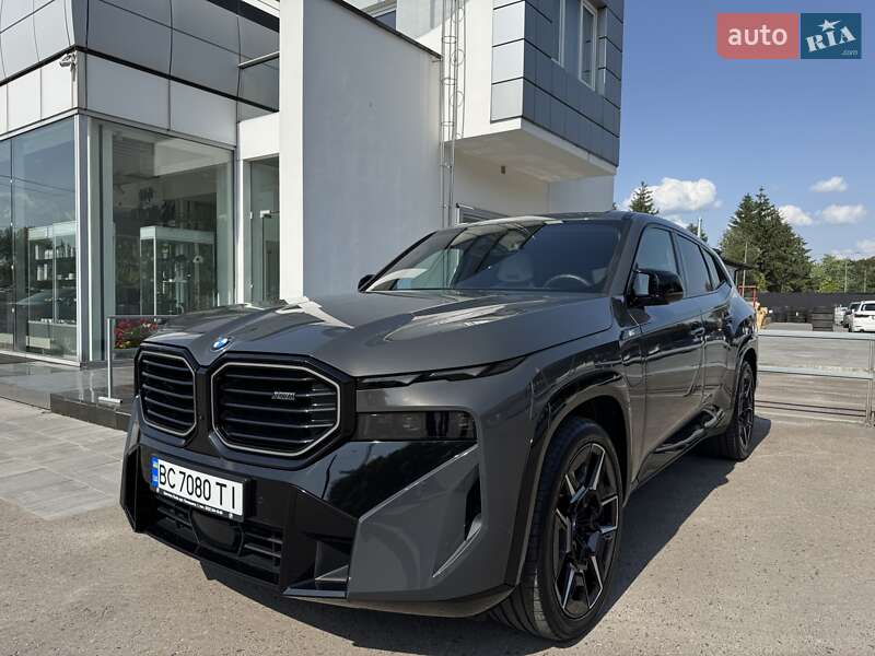 BMW XM 2024
