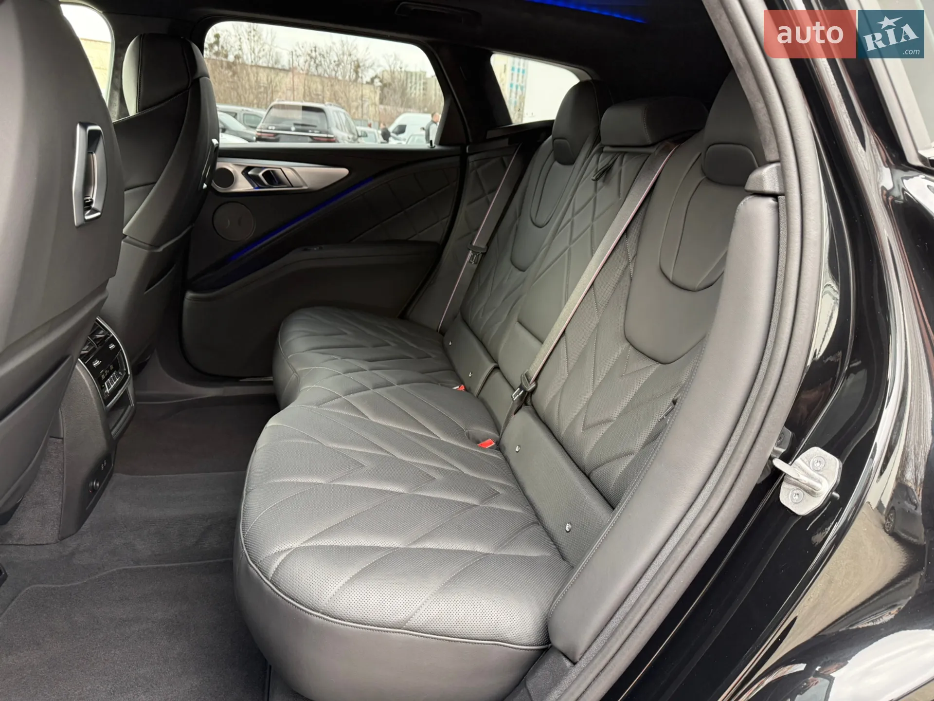2023 BMW XM - мініатюра 31