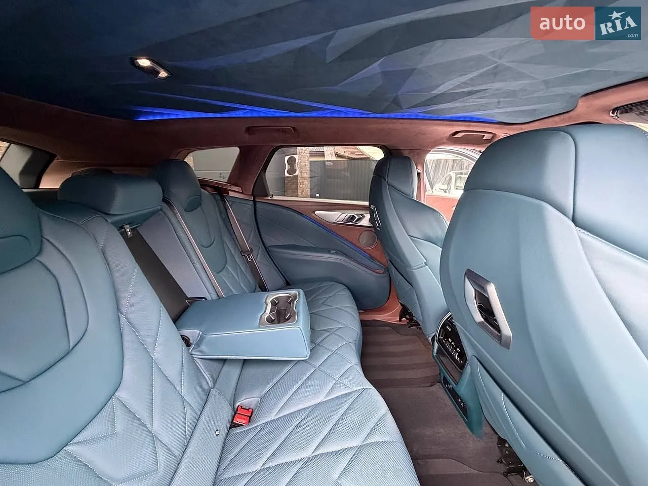 2023 BMW XM - мініатюра 25