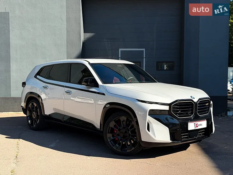 BMW XM 2024