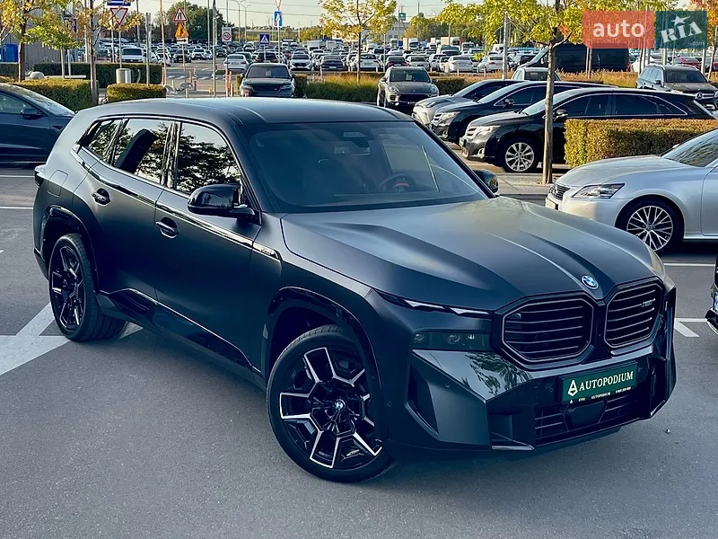BMW XM 2025