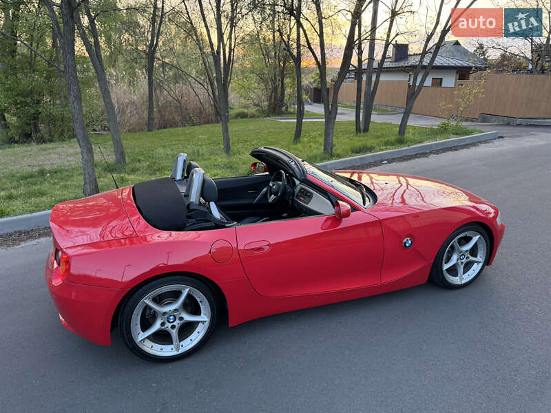 Родстер BMW Z4 2005 в 