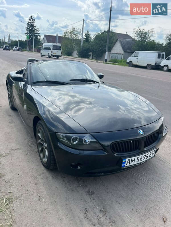 BMW Z4 2004