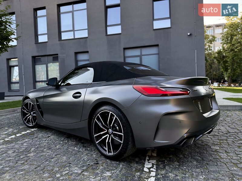 Родстер BMW Z4 2022 в Киеве фото 49 Родстер BMW Z4 2022 в Киеве