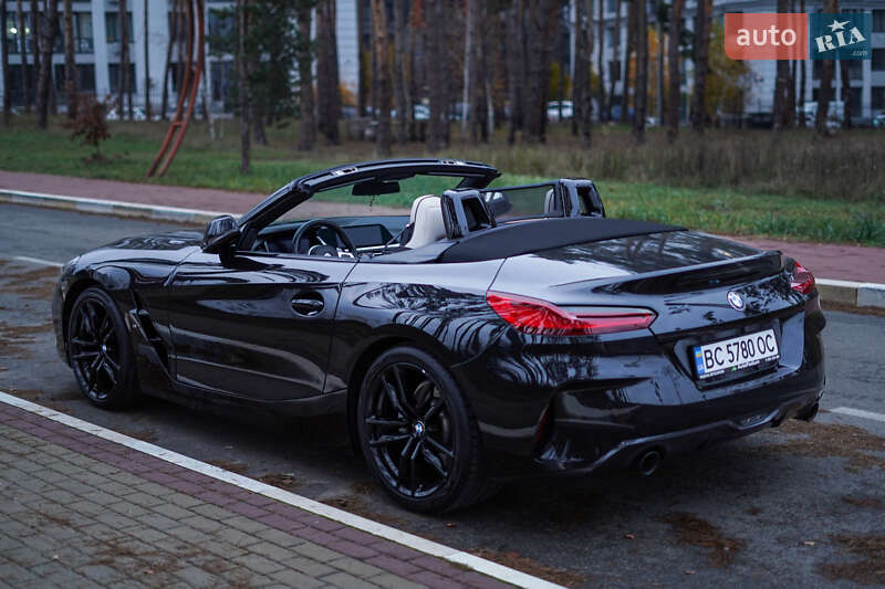 Родстер BMW Z4 2019 в Киеве фото 25 Родстер BMW Z4 2019 в Киеве