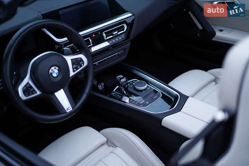 Родстер BMW Z4 2019 в Киеве фото 33 Родстер BMW Z4 2019 в Киеве