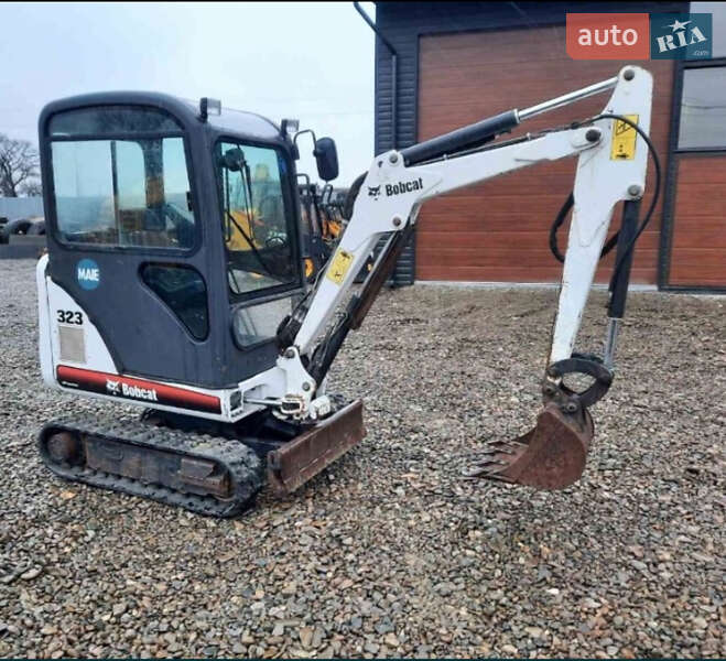 Миниэкскаватор Bobcat 323 2006 в 