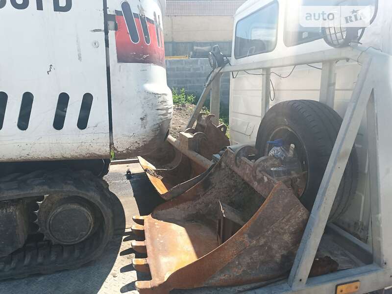 Гусеничний екскаватор Bobcat 331 2001 в Рівному