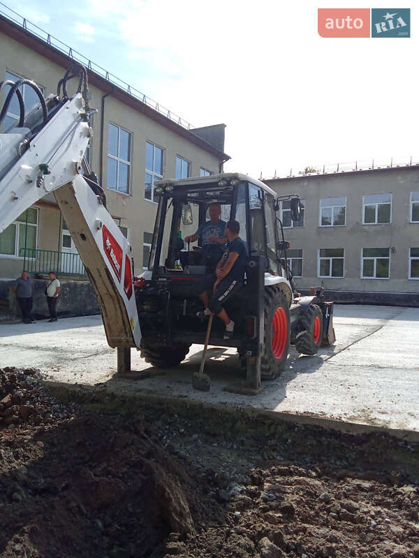 Екскаватор навантажувач Bobcat 730 2023 в Трускавці