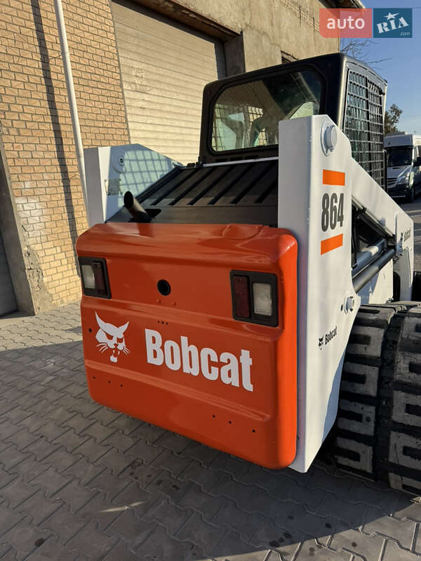 Фронтальный погрузчик Bobcat 864 2004 в Каменец-Подольском