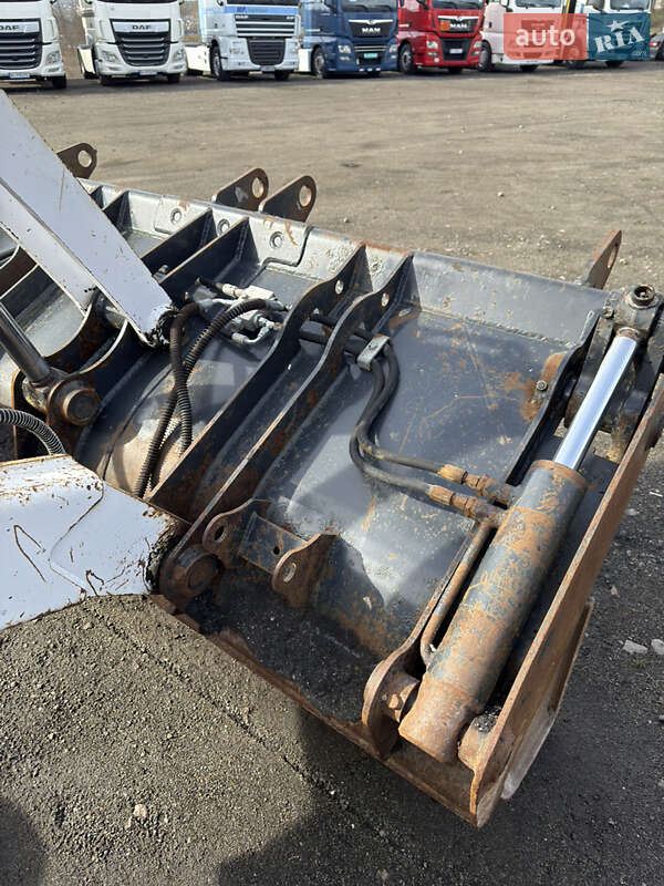 Екскаватор навантажувач Bobcat B 2018 в Києві фото 41 Екскаватор навантажувач Bobcat B 2018 в Києві