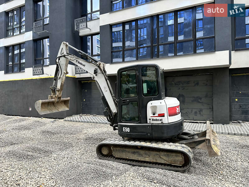 Bobcat Е50 2012