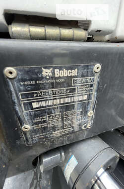 Колісний екскаватор Bobcat E 2011 в Чернівцях