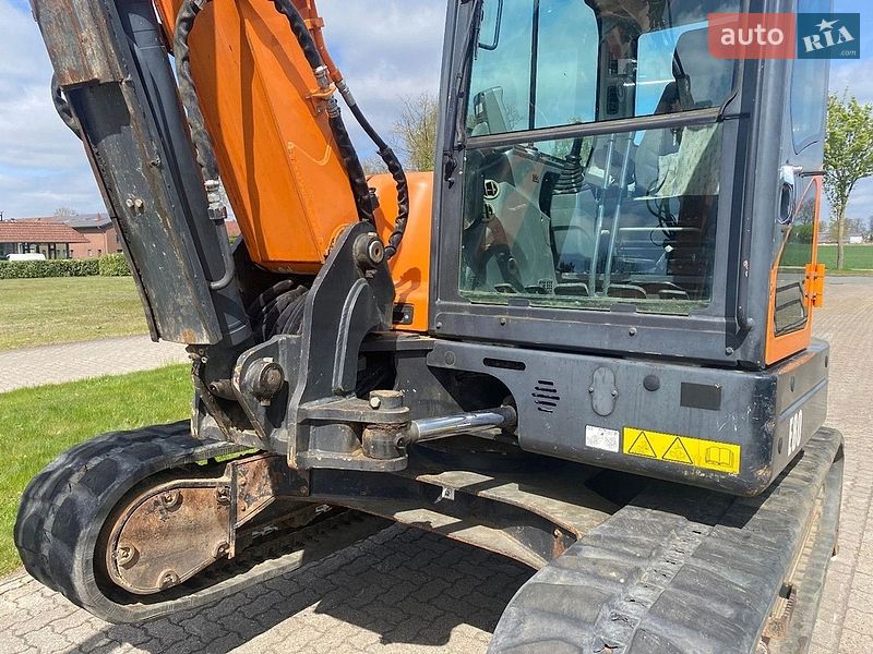 Міні-екскаватор Bobcat E 2012 в Дубні