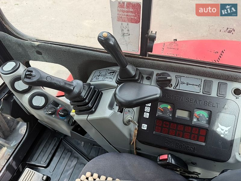 Миниэкскаватор Bobcat E 2010 в Луцке