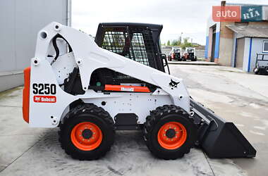 Минипогрузчик Bobcat S250 2004 в 