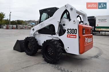 Минипогрузчик Bobcat S300 2005 в Ровно